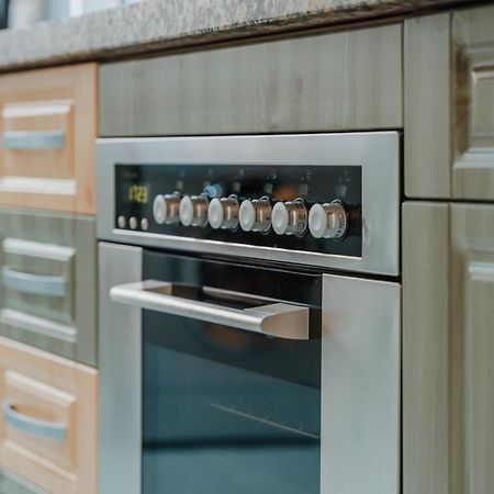 Gran Apartamento De 3 Habitaciones Junto A La Catedral Малага Екстериор снимка
