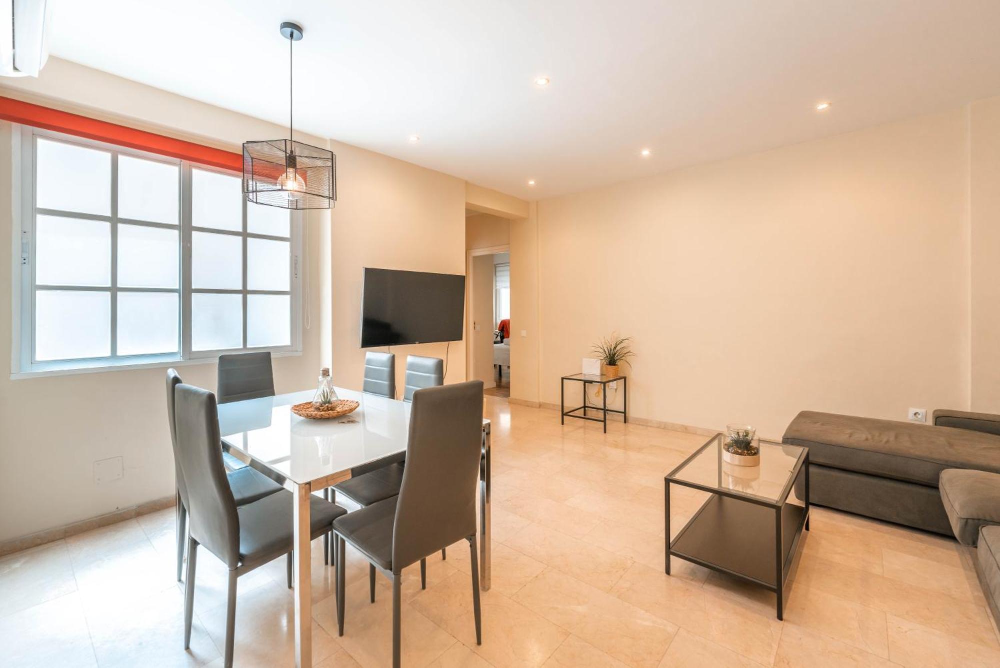 Gran Apartamento De 3 Habitaciones Junto A La Catedral Малага Екстериор снимка